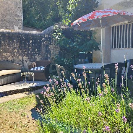 La Maison Aux Iris Pocé-sur-Cisse Εξωτερικό φωτογραφία